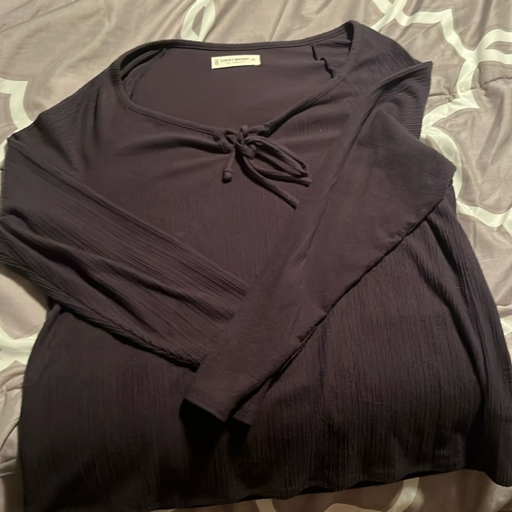 Black Lucky brand lightweight long sleeve